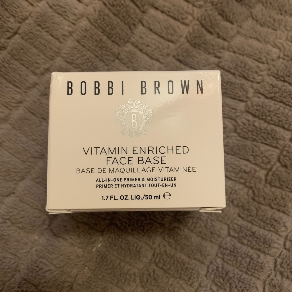 Bobbi Brown Vitamin Enriched Face Base Box